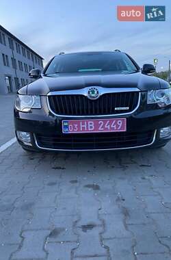 Универсал Skoda Superb 2012 в 