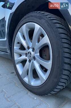 Универсал Skoda Superb 2012 в 