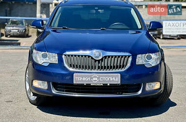 Універсал Skoda Superb 2013 в 