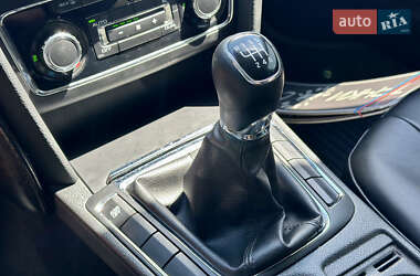 Універсал Skoda Superb 2013 в 