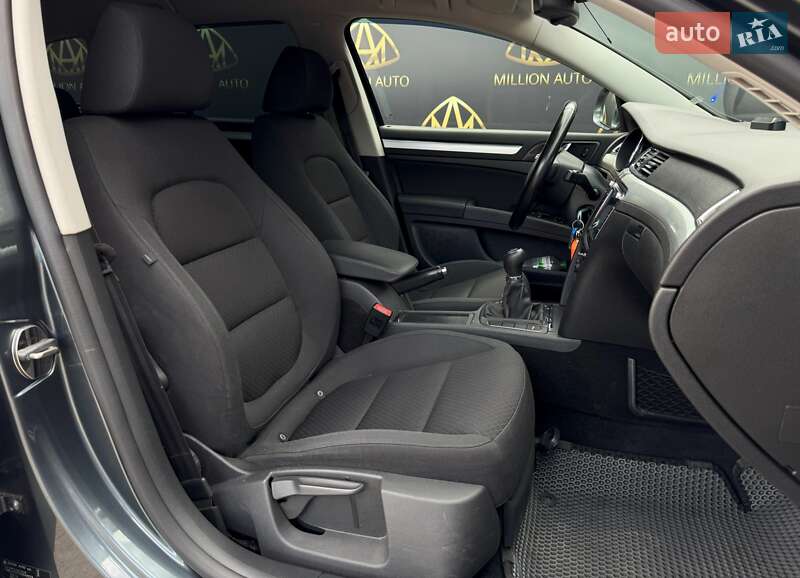Универсал Skoda Superb 2015 в Киеве