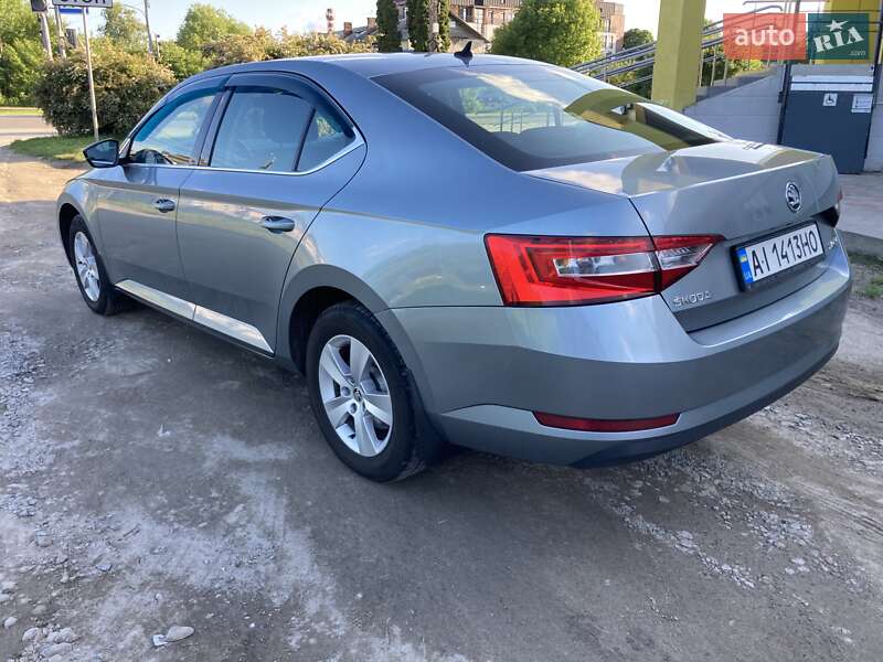 Лифтбек Skoda Superb 2018 в Чернигове