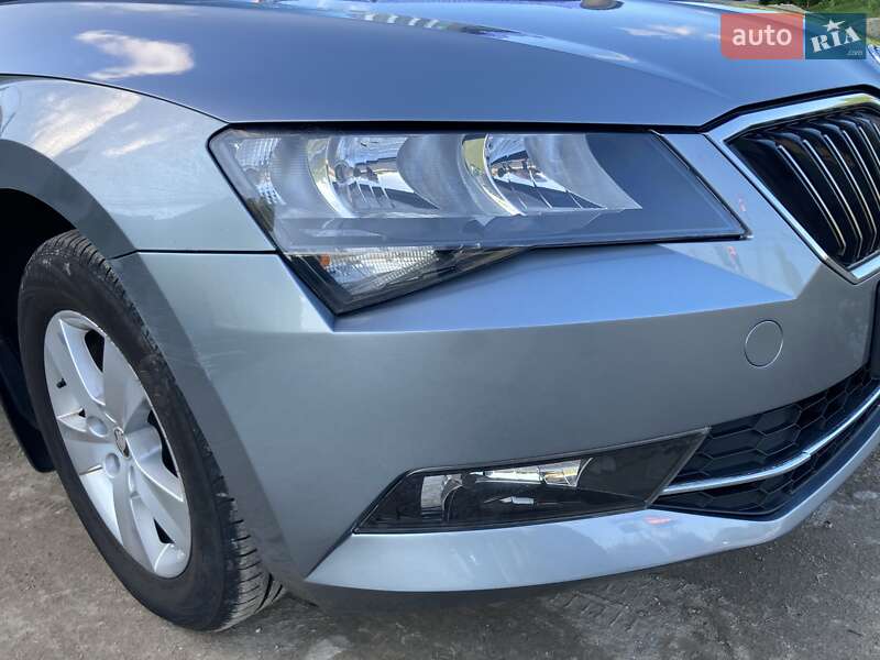 Лифтбек Skoda Superb 2018 в Чернигове