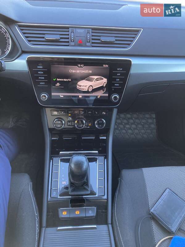 Лифтбек Skoda Superb 2018 в Чернигове