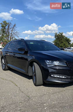 Универсал Skoda Superb 2020 в 