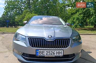 Лифтбек Skoda Superb 2016 в 