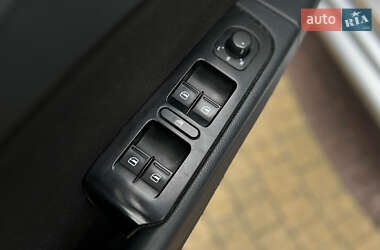 Лифтбек Skoda Superb 2012 в 