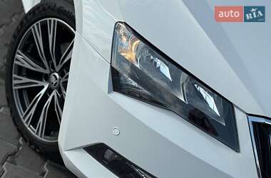 Ліфтбек Skoda Superb 2016 в 