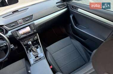 Ліфтбек Skoda Superb 2016 в 