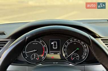 Ліфтбек Skoda Superb 2016 в 