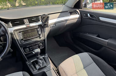 Универсал Skoda Superb 2010 в 