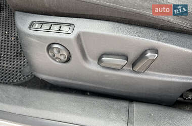Лифтбек Skoda Superb 2012 в 