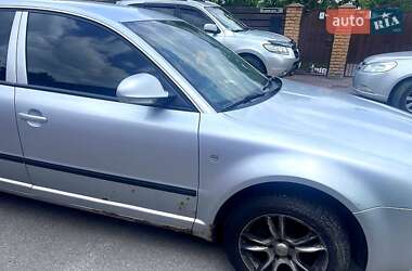 Лифтбек Skoda Superb 2007 в 