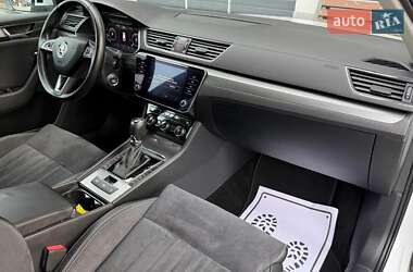 Универсал Skoda Superb 2019 в 