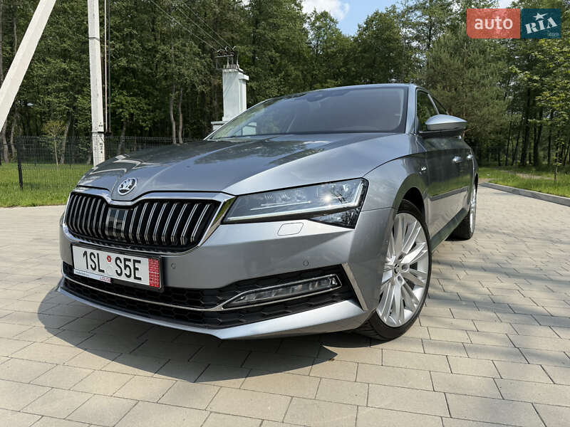 Ліфтбек Skoda Superb 2020 в 
