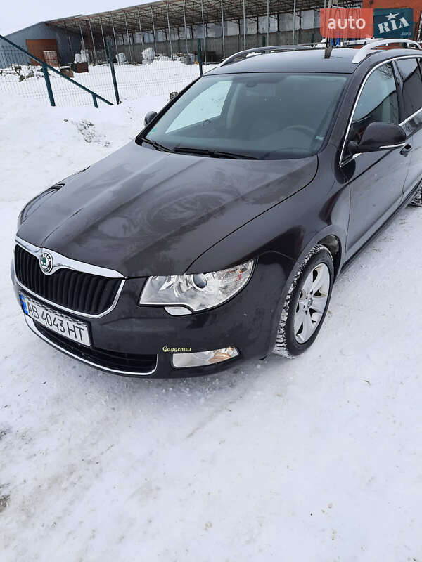 Універсал Skoda Superb 2011 в Києві