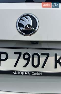 Универсал Skoda Superb 2019 в 