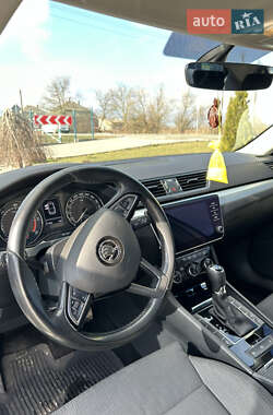 Лифтбек Skoda Superb 2018 в 
