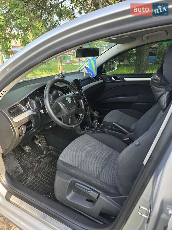 Ліфтбек Skoda Superb 2010 в Києві
