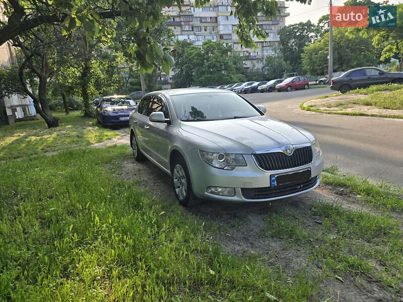 Ліфтбек Skoda Superb 2010 в Києві