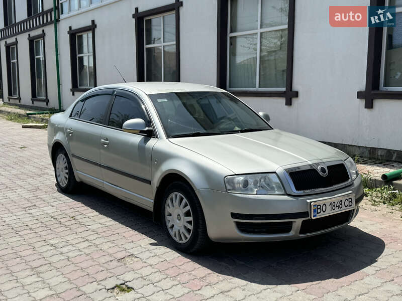 Skoda Superb 2006