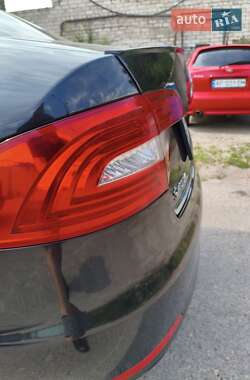 Лифтбек Skoda Superb 2013 в 