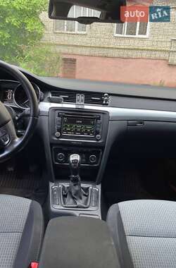 Універсал Skoda Superb 2010 в 