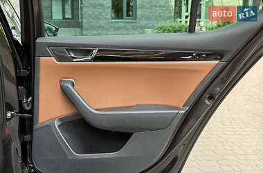 Лифтбек Skoda Superb 2022 в 