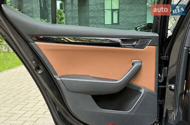 Лифтбек Skoda Superb 2022 в 