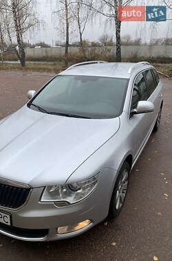 Универсал Skoda Superb 2011 в 
