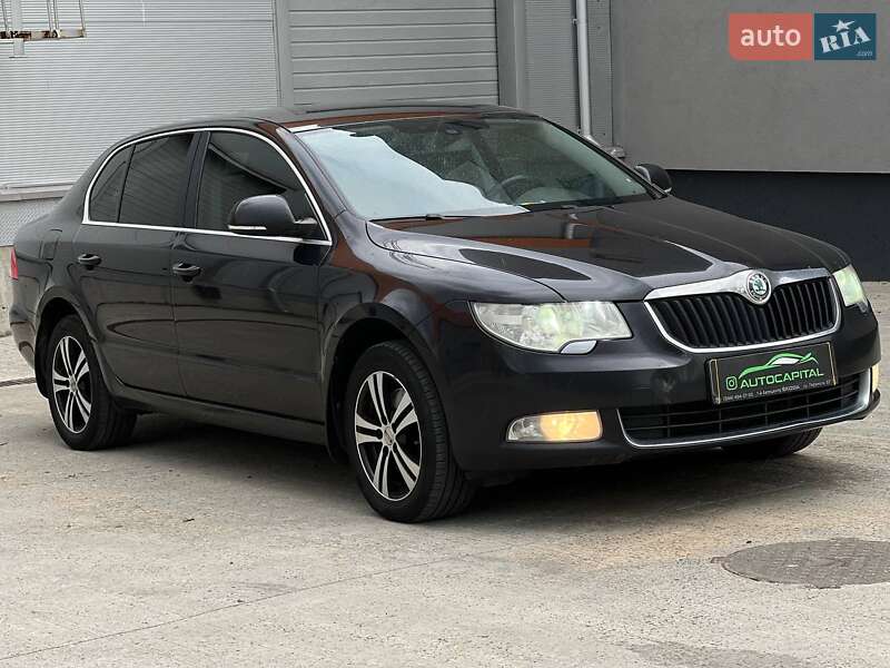 Лифтбек Skoda Superb 2012 в Киеве