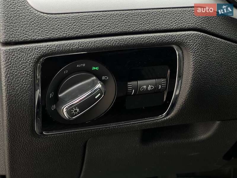 Лифтбек Skoda Superb 2012 в Киеве