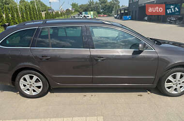 Универсал Skoda Superb 2010 в 