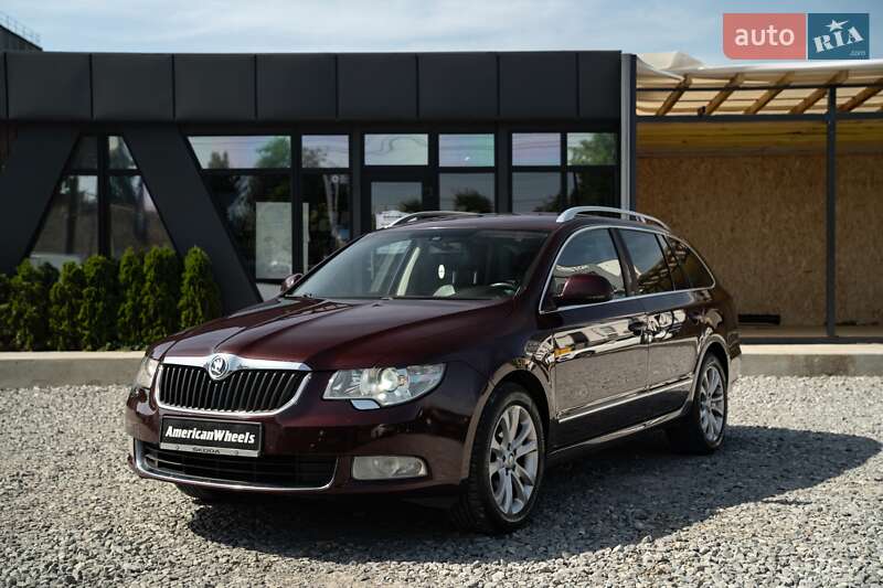 Універсал Skoda Superb 2011 в 