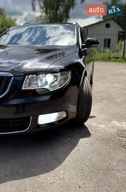 Универсал Skoda Superb 2013 в 