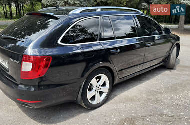 Универсал Skoda Superb 2013 в 