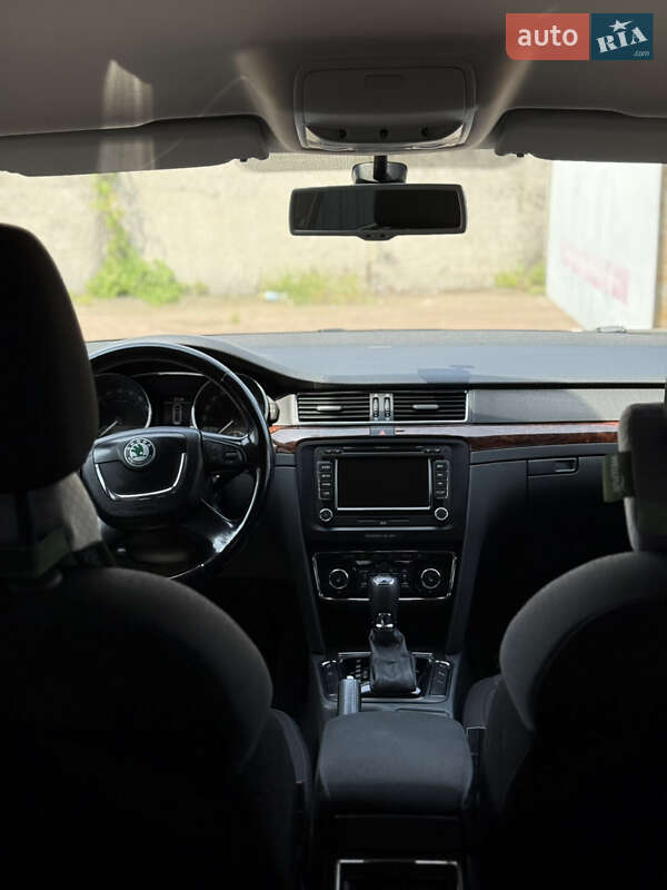 Универсал Skoda Superb 2012 в Киеве фото 11 Универсал Skoda Superb 2012 в Киеве