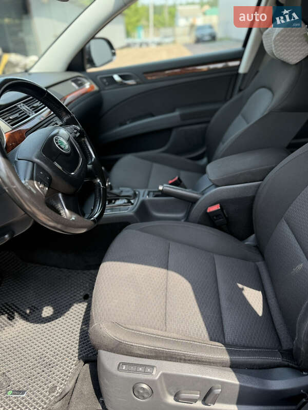 Универсал Skoda Superb 2012 в Киеве фото 13 Универсал Skoda Superb 2012 в Киеве