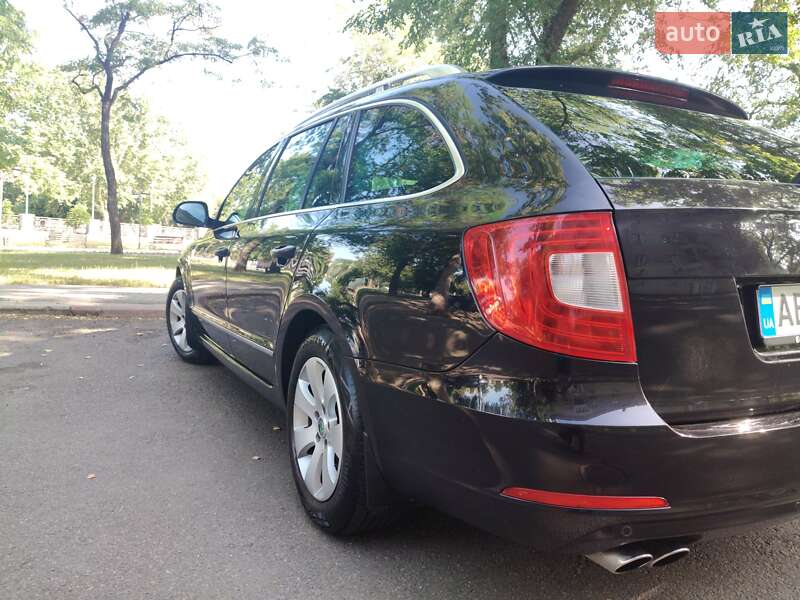 Универсал Skoda Superb 2012 в Николаеве фото 7 Универсал Skoda Superb 2012 в Николаеве