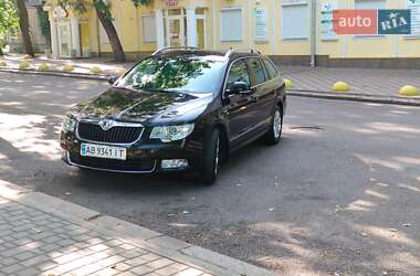 Универсал Skoda Superb 2012 в 