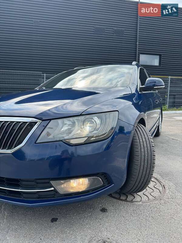 Универсал Skoda Superb 2014 в Львове