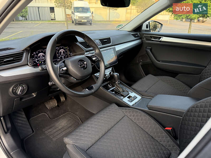 Универсал Skoda Superb 2021 в Ровно