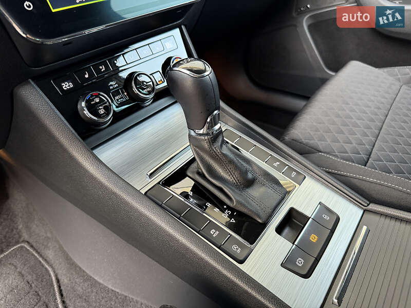 Универсал Skoda Superb 2021 в Ровно