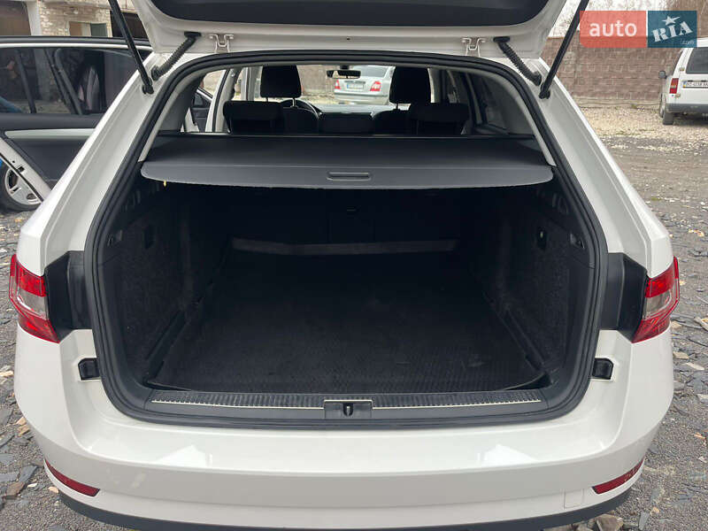 Универсал Skoda Superb 2016 в Киеве