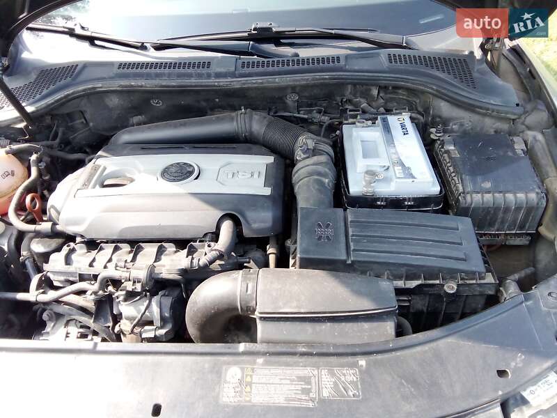 Универсал Skoda Superb 2012 в Раздельной