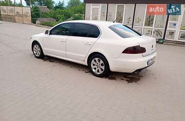 Лифтбек Skoda Superb 2009 в 