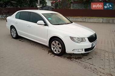 Лифтбек Skoda Superb 2009 в 