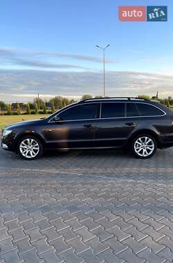 Универсал Skoda Superb 2011 в 
