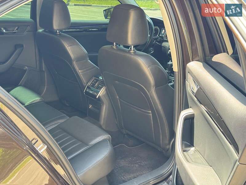 Лифтбек Skoda Superb 2016 в Запорожье
