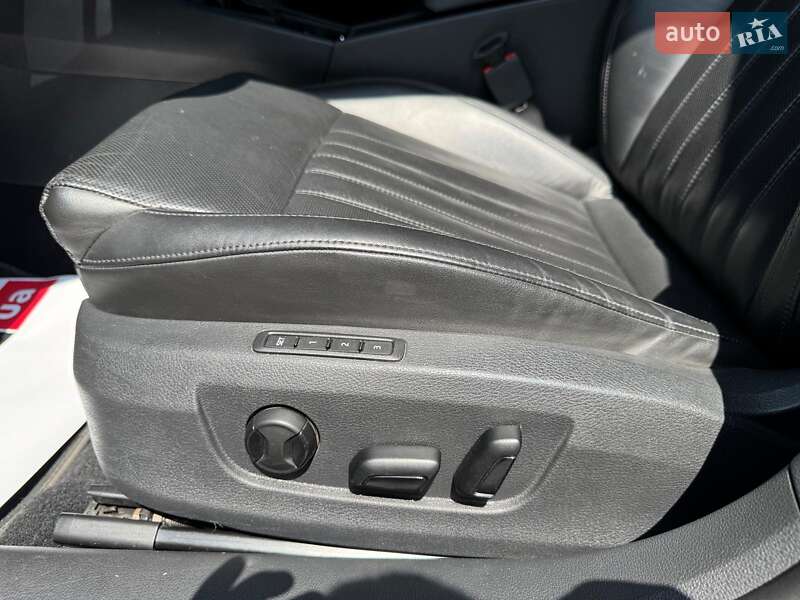 Лифтбек Skoda Superb 2016 в Запорожье